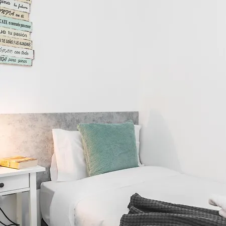 Home2book Stunning Beachfront Apt, Pozo Izquierdo