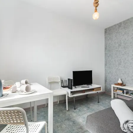 Home2book Stunning Beachfront Apt, *